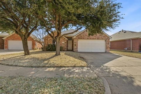 524 Paddle Drive Crowley TX 76036