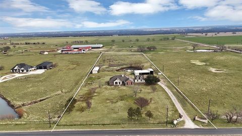 Photo of 576 Welch School Road, Collinsville, TX 76233 (MLS # 21162484)