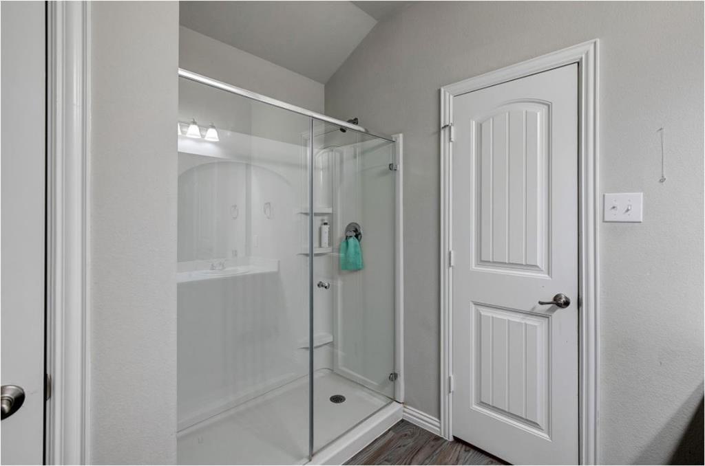 Camden Park Addition, Ph 1 - Residential Lease