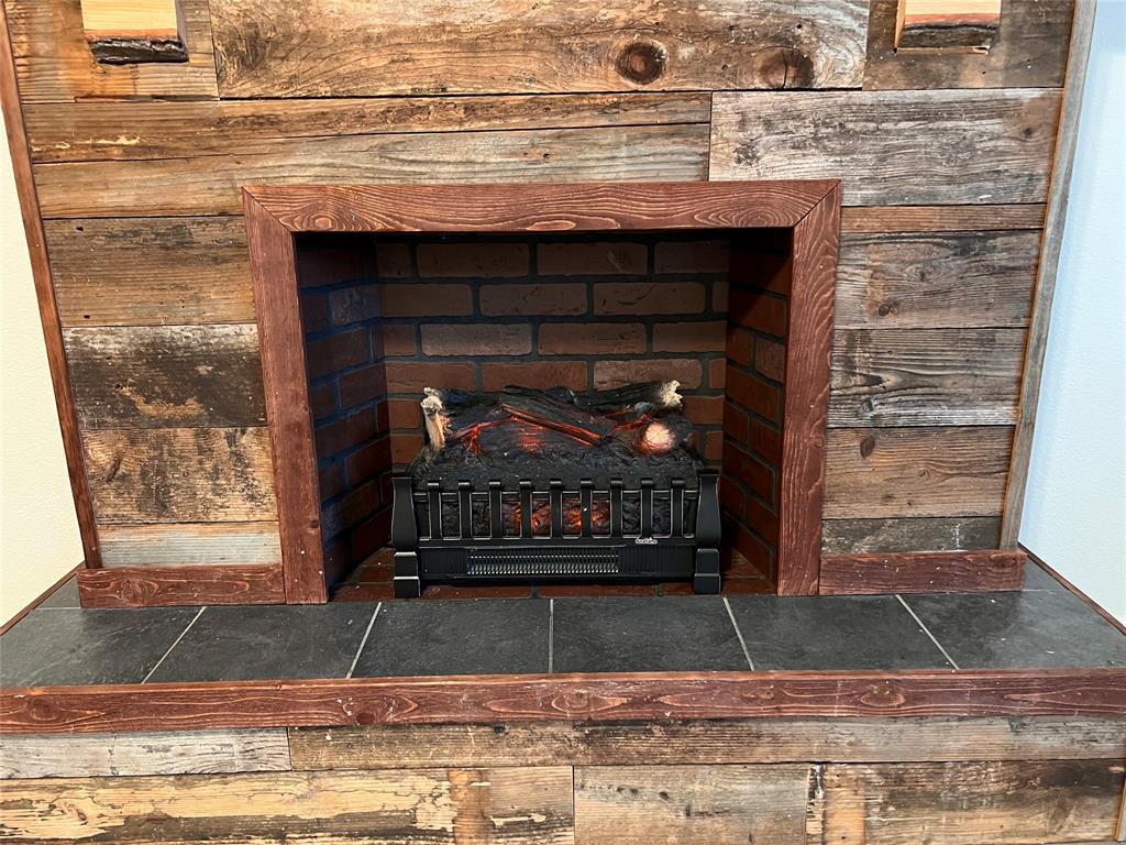 Camden Park Addition, Ph 1 - Residential Lease