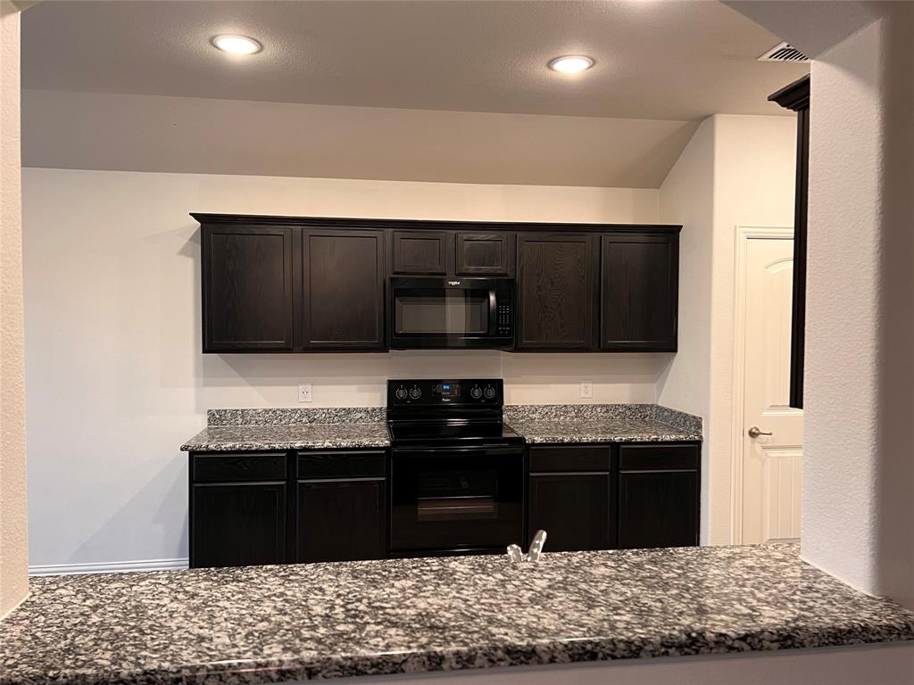 Camden Park Addition, Ph 1 - Residential Lease