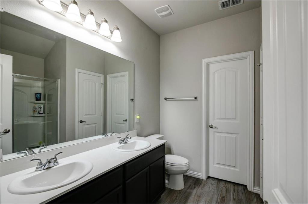 Camden Park Addition, Ph 1 - Residential Lease