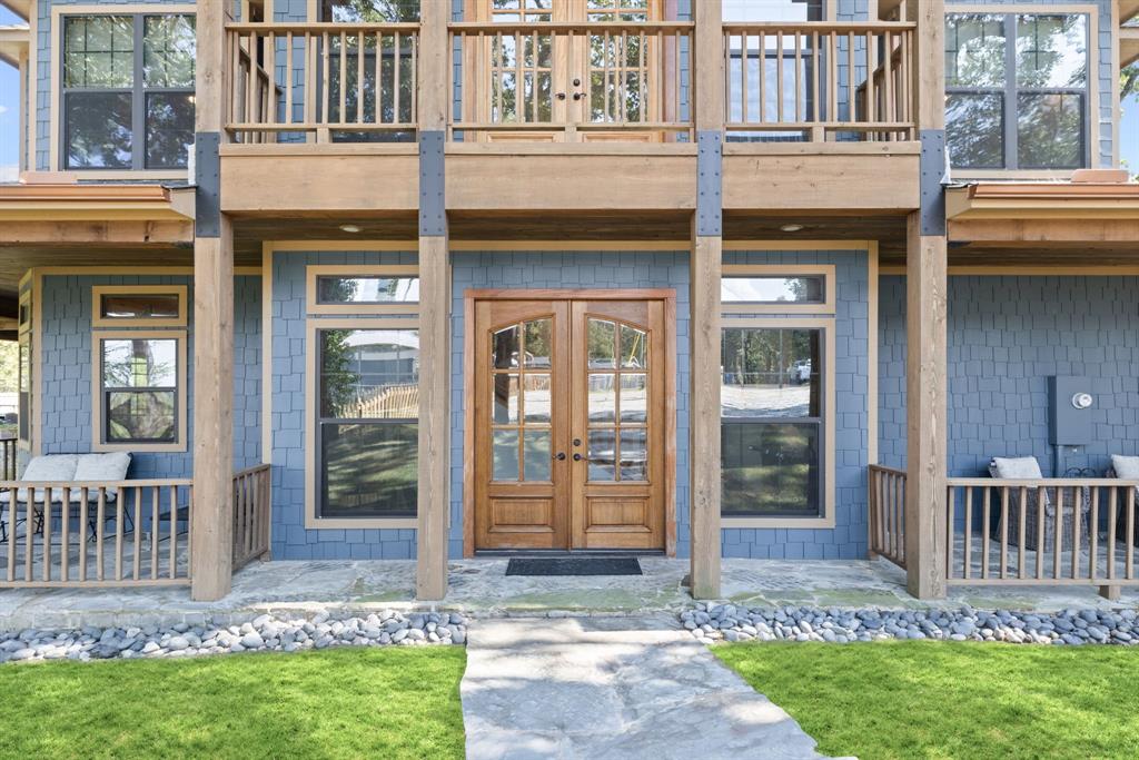 2501 Forest Hill Drive