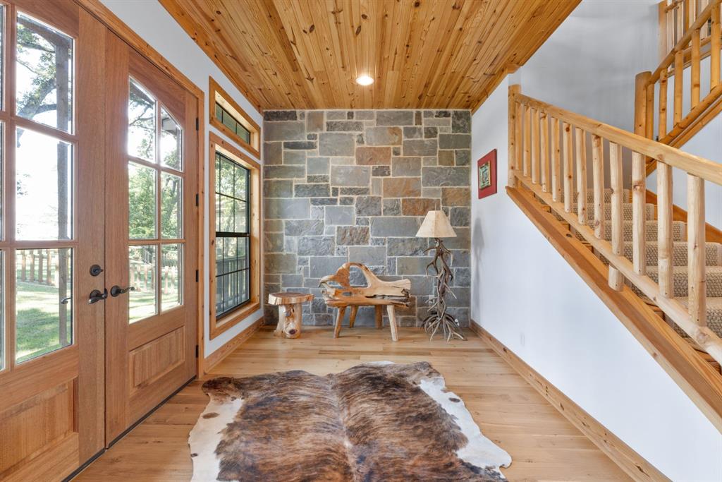 2501 Forest Hill Drive