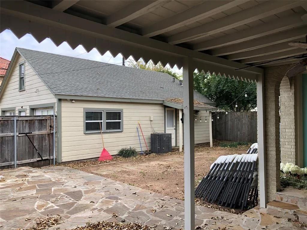 Bluebonnet Hills - Residential Lease