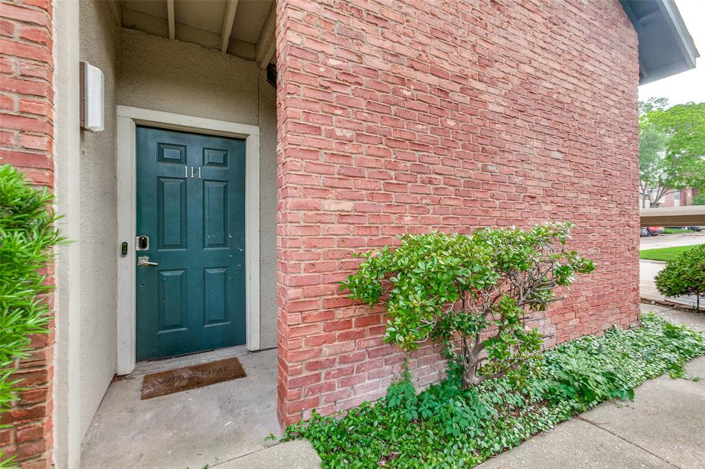 8601 Park Lane 111