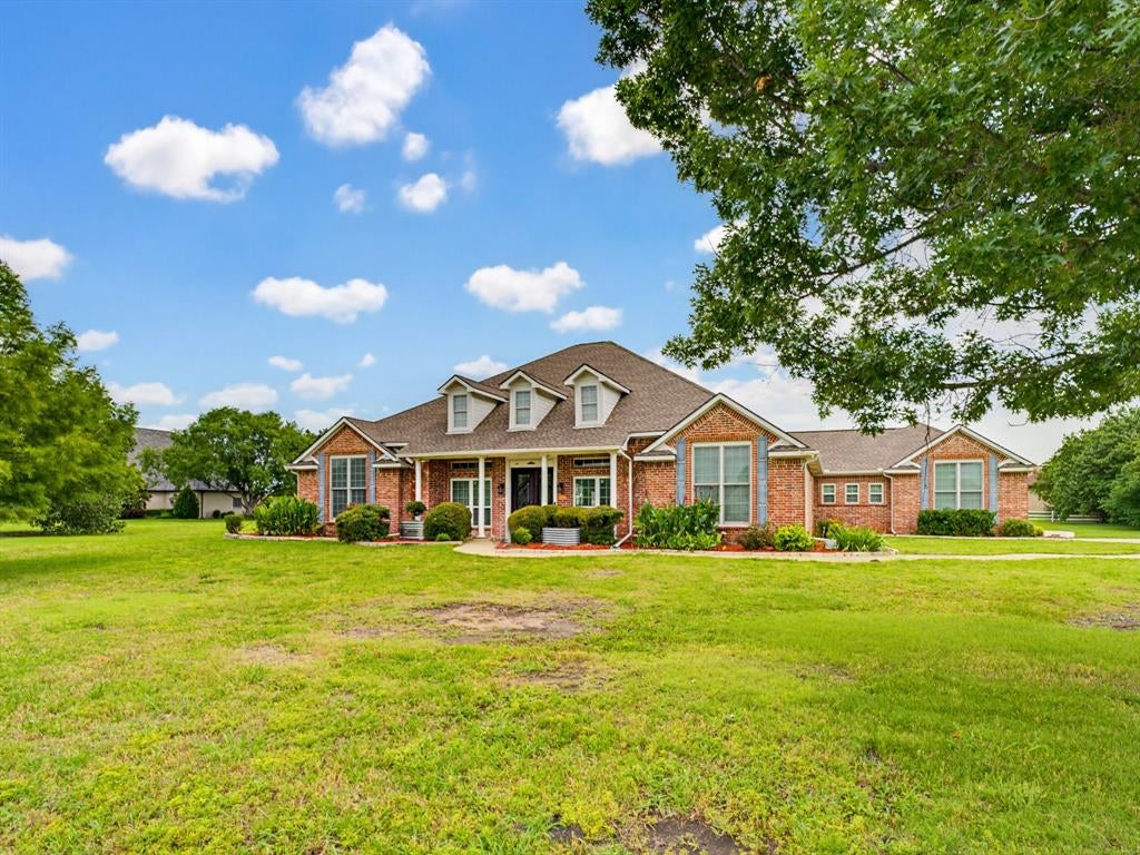 201 Willowcrest