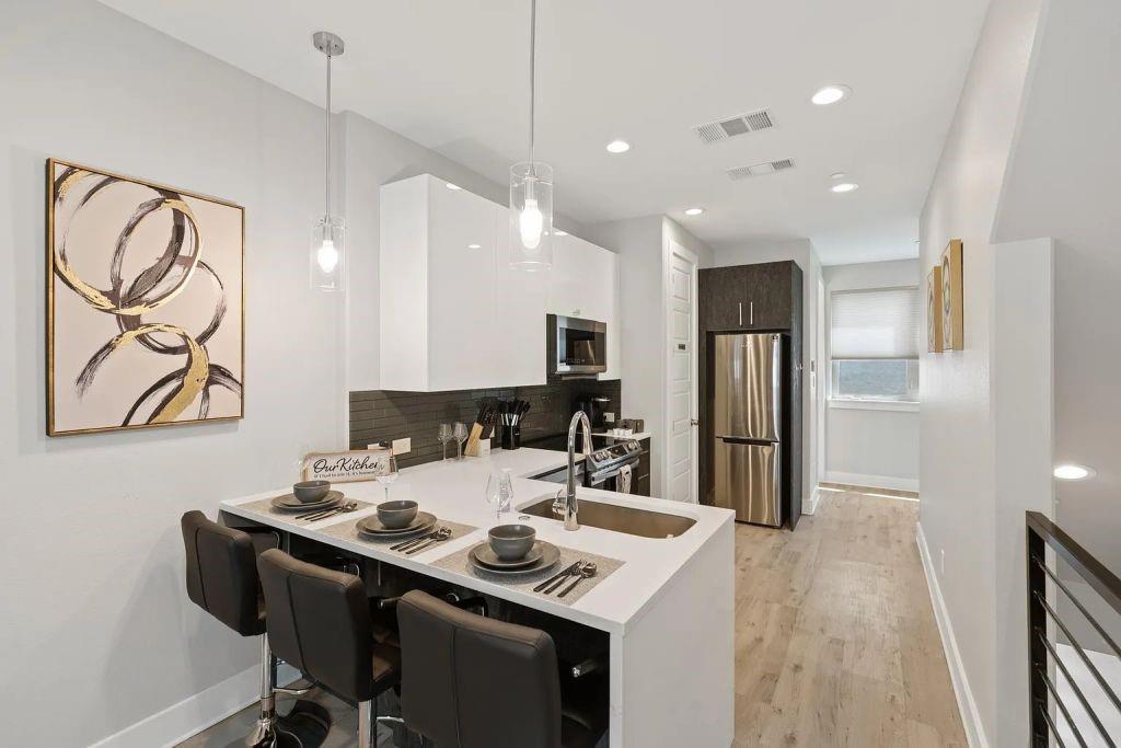 Orchids Condos Bldg 1120 - Residential Income