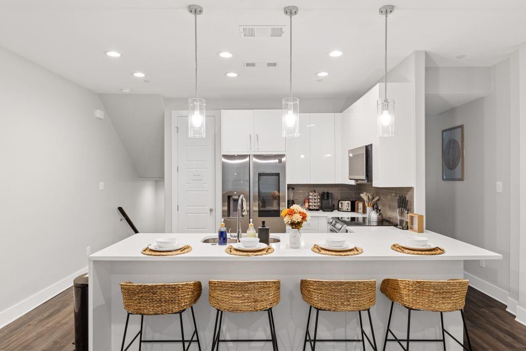 Orchids Condos Bldg 1120 - Residential Income