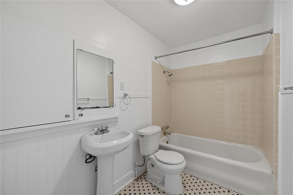 South Hemphill Heights Add - Residential Income