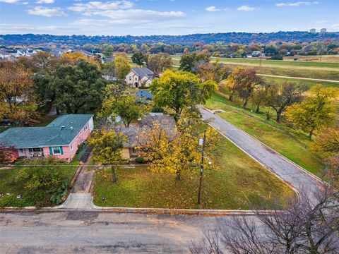 5317 Red Bud Lane Fort Worth TX 76114