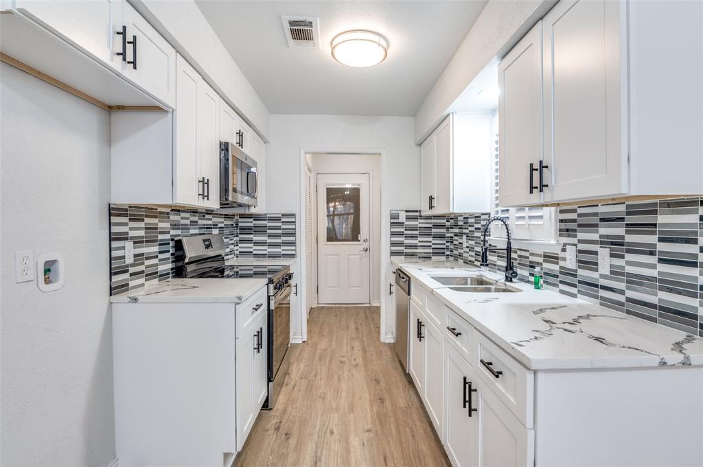 Heritage Park 03 - Residential