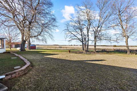 Tiny photo for 1858 Farm Road 1506, Paris, TX 75460 (MLS # 21341231)