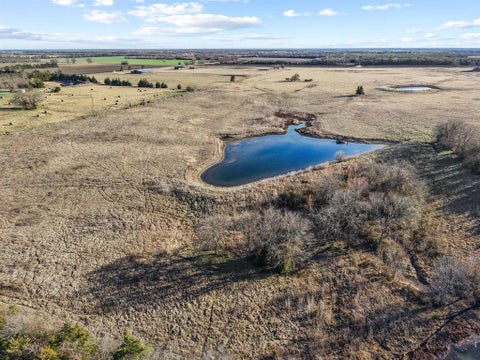 Tiny photo for 1858 Farm Road 1506, Paris, TX 75460 (MLS # 21341231)