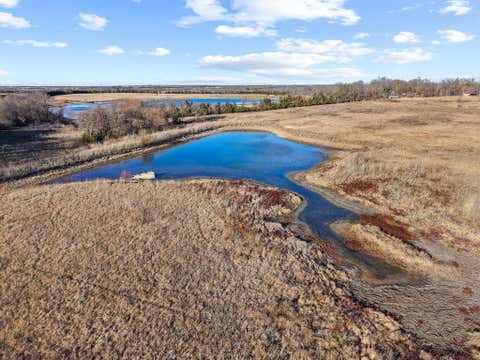 Tiny photo for 1858 Farm Road 1506, Paris, TX 75460 (MLS # 21341231)