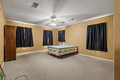 Tiny photo for 1858 Farm Road 1506, Paris, TX 75460 (MLS # 21341231)