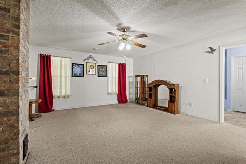 Tiny photo for 1858 Farm Road 1506, Paris, TX 75460 (MLS # 21341231)