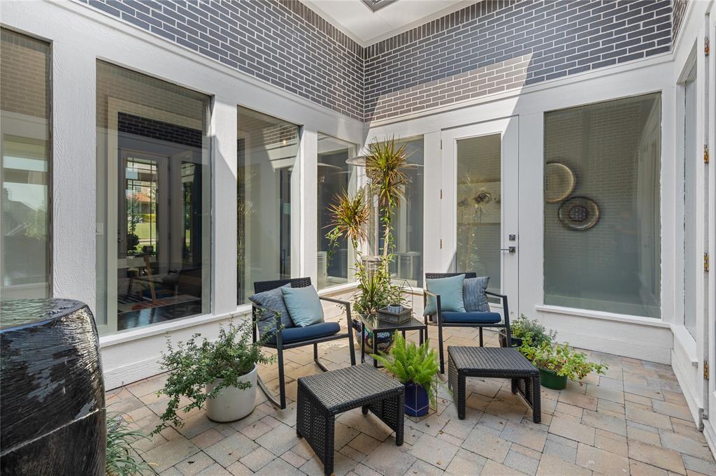 2505 Remuda Drive