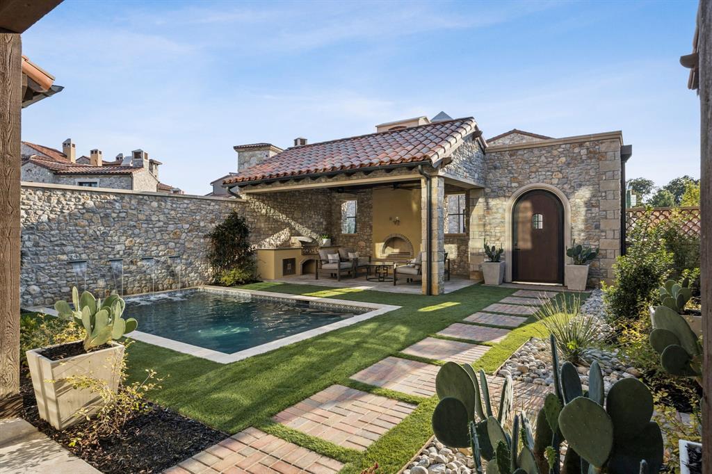 Westlake Entrada - Residential