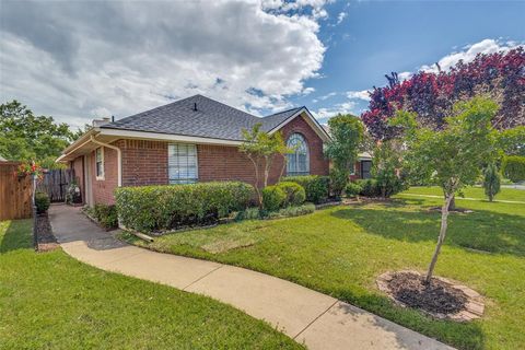 738 Willow Oak Drive Lewisville TX 75067