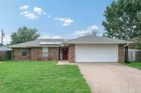 Photo of 2205 Canyon Circle, Bonham, TX 75418 (MLS # 21336720)