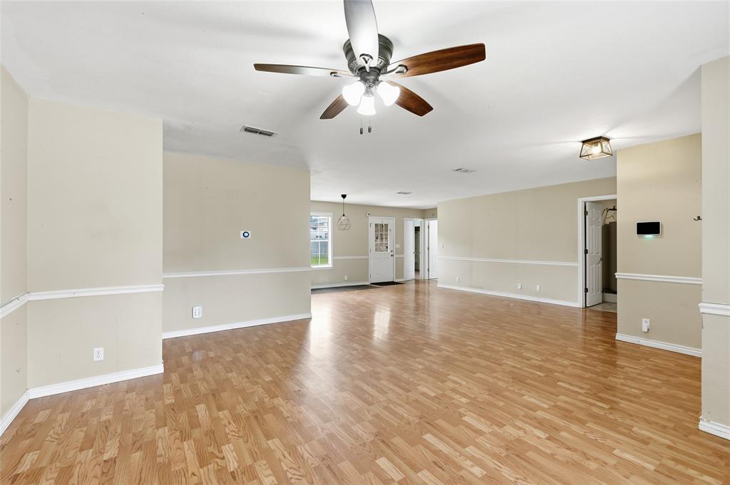 2205 Canyon Circle