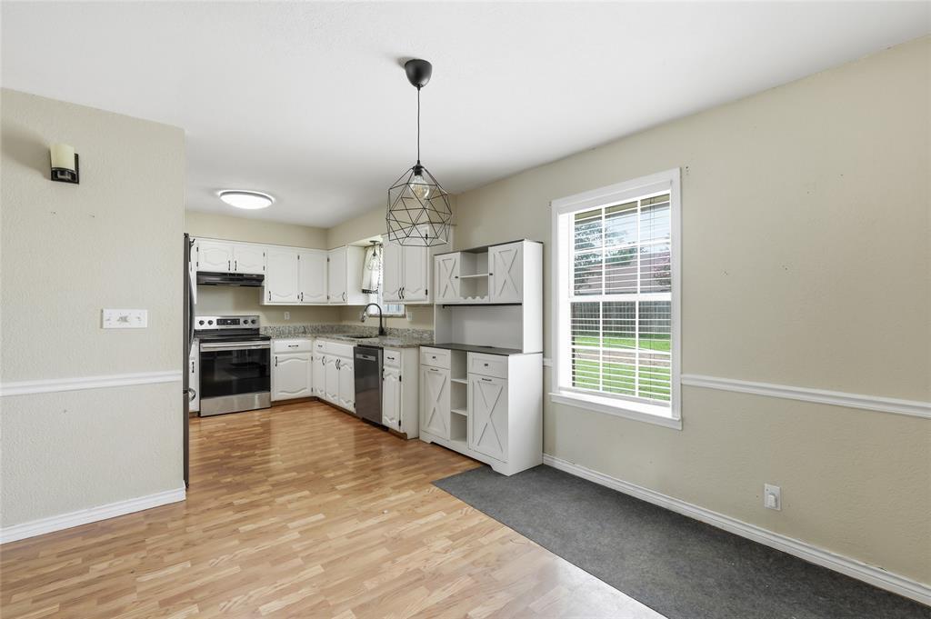 2205 Canyon Circle