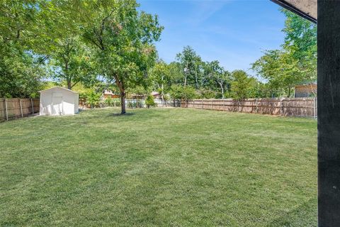 Tiny photo for 112 Oriole Drive, Arlington, TX 76010 (MLS # 21341124)