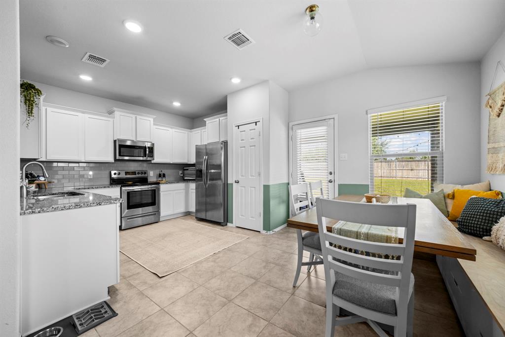 Lake Pointe Ph III - Residential