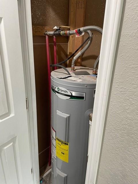 T & P RR Co Survey 52 - Residential