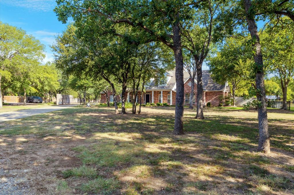 1514 Greenleaf Drive