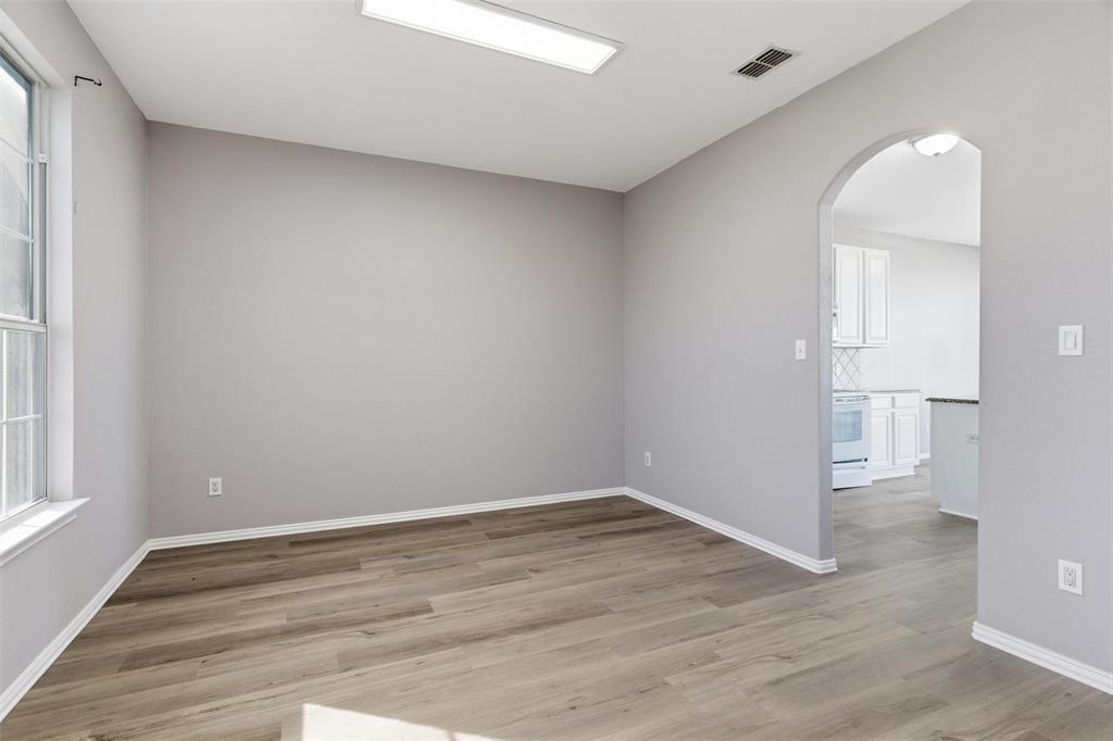 1436 Meadowbrook Lane