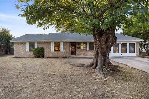 2625 Spruce Park Drive Richland Hills TX 76118