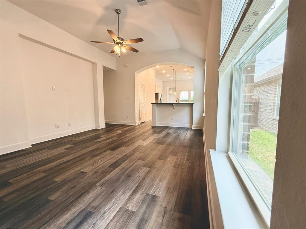 1817 Horseshoe Lane