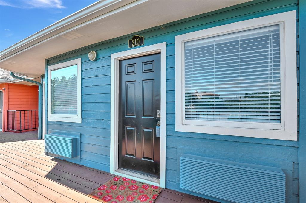 Tanglewood 1 Condos - Residential Lease