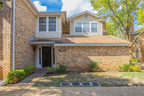 Photo of 2308 Melissa Drive #H5, Waco, TX 76708 (MLS # 21402947)