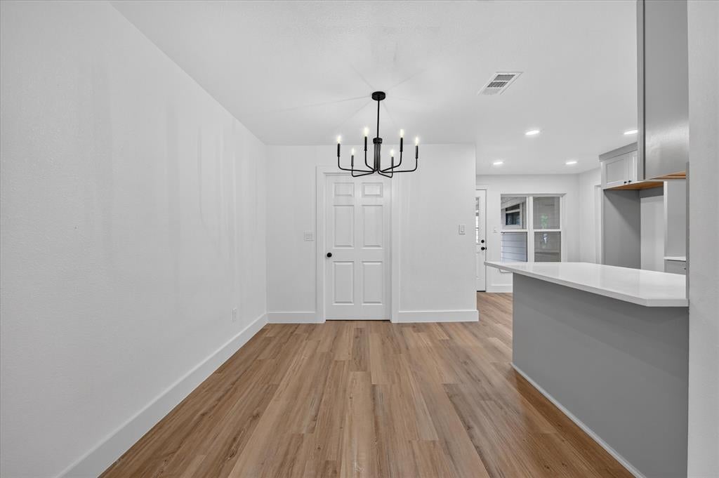 1607 Laura Road