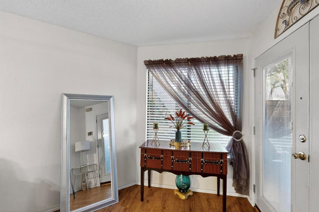 Arlington Oaks Condo - Residential
