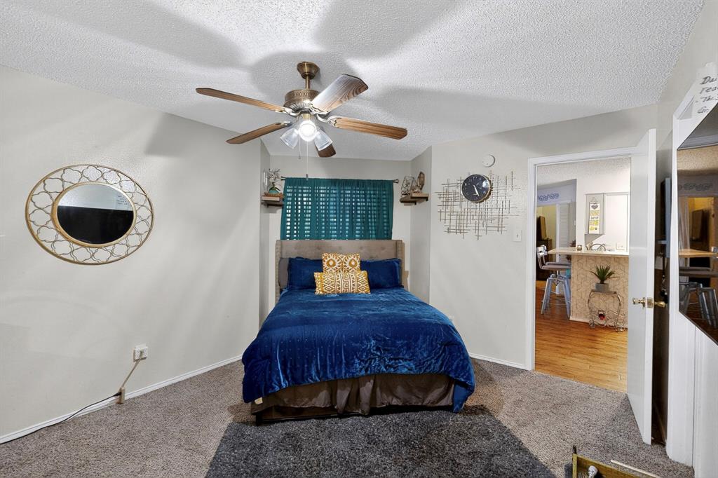 Arlington Oaks Condo - Residential