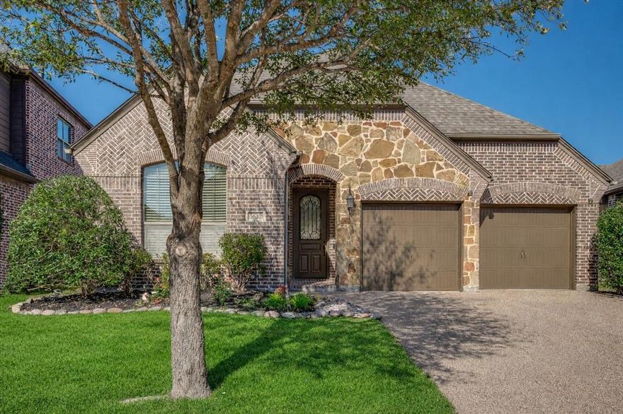 Charming 3 bedroom, 2 bath McKinney home in highly sought after Prosper ISD.  This beautifully maintained home features new luxury flooring (2026), new carpet (2026), fresh interior paint (2026), and a new roof and gutters (2026), offering modern updates.
The spacious kitchen with tons of cabinets and a huge island that opens to the family room, complete with coffered ceilings and a cozy fireplace perfect for everyday living and entertaining. Great layout features a private primary suite separated from the secondary bedrooms for added privacy. The primary retreat includes dual sinks, a soaking tub, separate shower, and a large walk-in closet.  Fantastic outdoor amenities including a park with a splash pad, playground, rock climbing features, walking trails, and a wonderful community pool. Minutes to Hwy 380, HWY 75 and Baylor Medical Center!