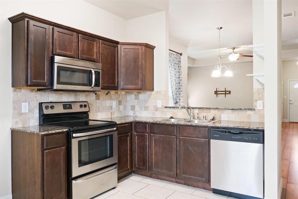516 Highpark Court