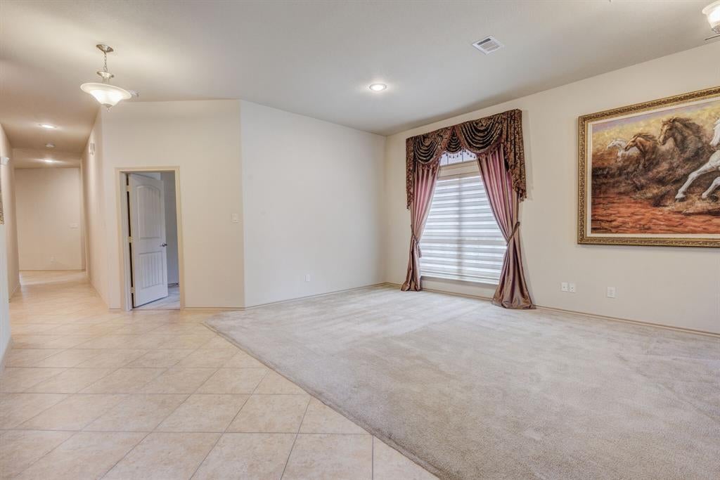 1004 Keats Drive
