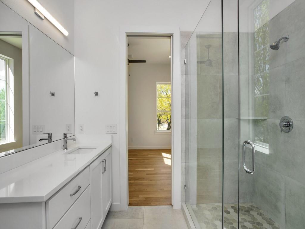 Bob-O-Links Downs - Residential