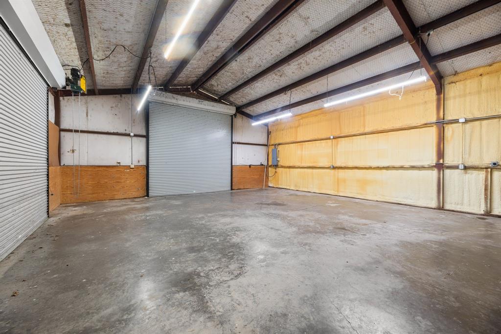 Kerens, Texas, 75144, United States, 4 Bedrooms Bedrooms, ,5 BathroomsBathrooms,Residential,Active,2045609