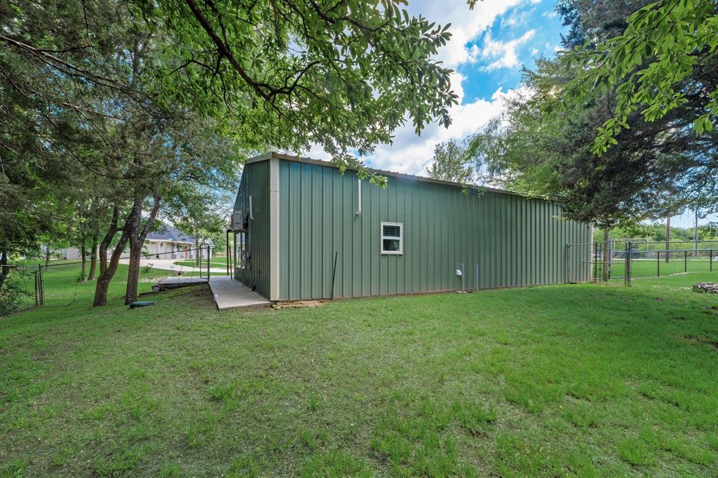 Kerens, Texas, 75144, United States, 4 Bedrooms Bedrooms, ,5 BathroomsBathrooms,Residential,Active,2045609