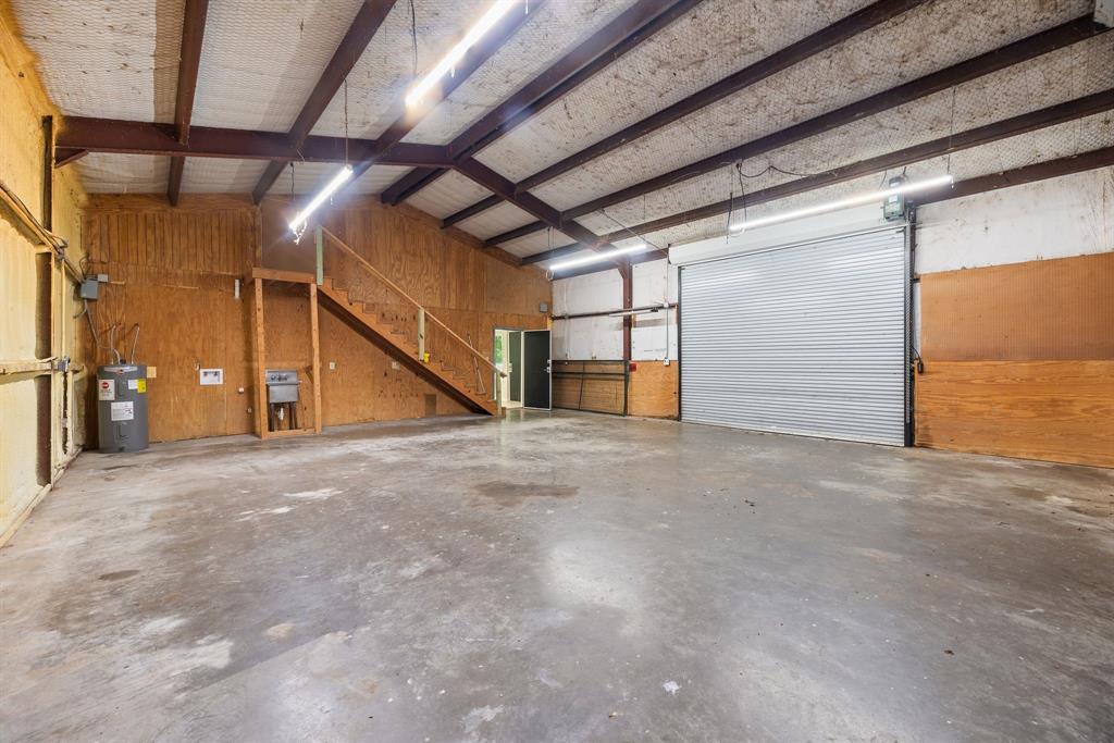 Kerens, Texas, 75144, United States, 4 Bedrooms Bedrooms, ,5 BathroomsBathrooms,Residential,Active,2045609