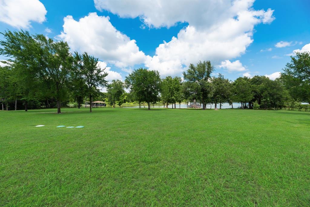 Kerens, Texas, 75144, United States, 4 Bedrooms Bedrooms, ,5 BathroomsBathrooms,Residential,Active,2045609