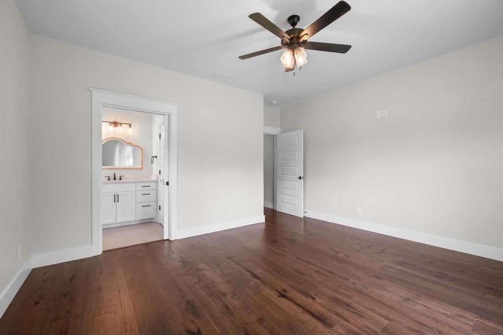 Kerens, Texas, 75144, United States, 4 Bedrooms Bedrooms, ,5 BathroomsBathrooms,Residential,Active,2045609