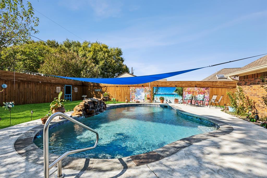 Crestdale Add - Residential