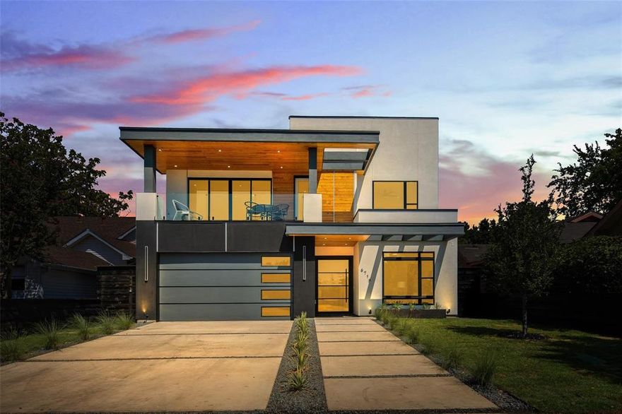 Welcome home to 6718 Victoria, a new, one-of-a-kind modern luxury home situated less than five minutes from Highland Park village, a little over 1 mile from Dallas Love Airport, and a fifteen minute drive to downtown Dallas. This stunning property features an elegant chef's kitchen with panda quartz countertops, a primary bedroom with a built-in Sauna, and a backyard oasis with a beautiful pool. With 5 additional bedrooms, a media room, and a rooftop balcony, this home offers the perfect blend of luxury and comfort.